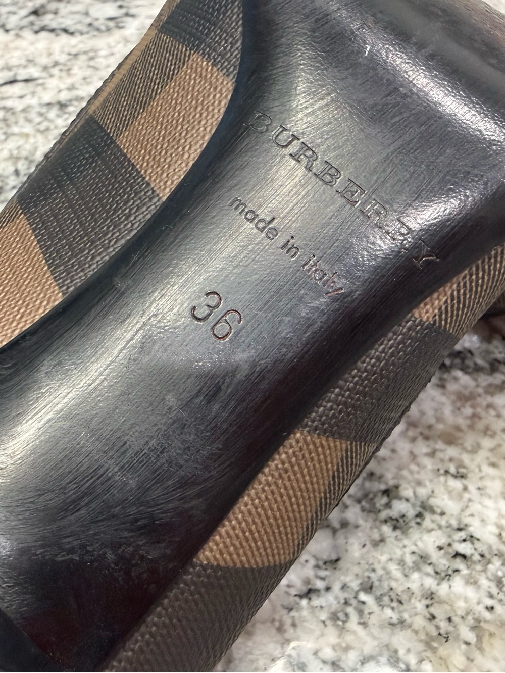 Burberry Black Patent Leather Pointed Toe Pump with Buckle Detail 36 - Picture 13 of 16
